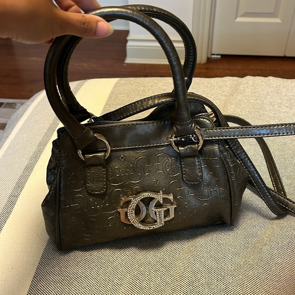 Guess grey/silver handbag/crossbody - Picture 2 of 5